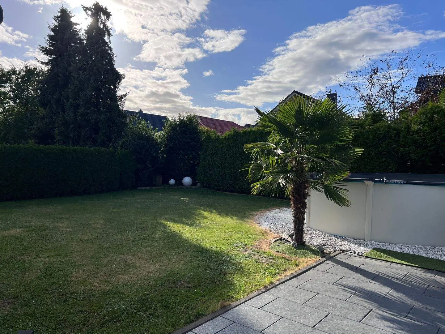 Einfamilienhaus mit Einliegerwohnung und Pool – Foto 7