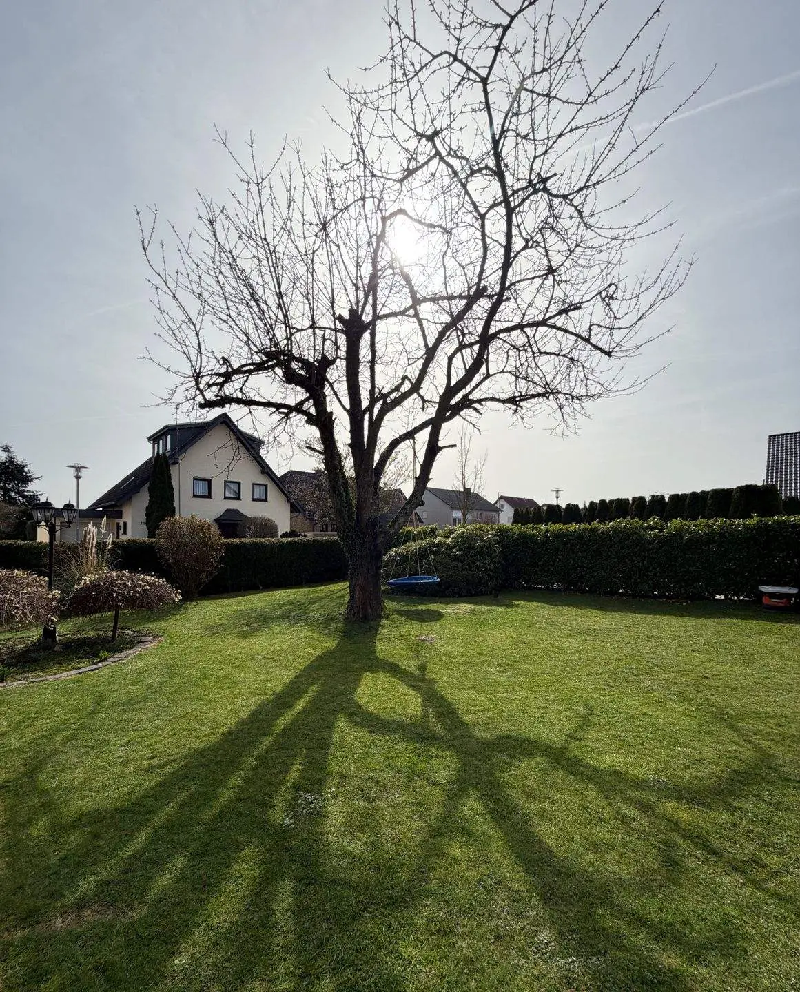 Einfamilienhaus mit Einliegerwohnung und Pool – Foto 15