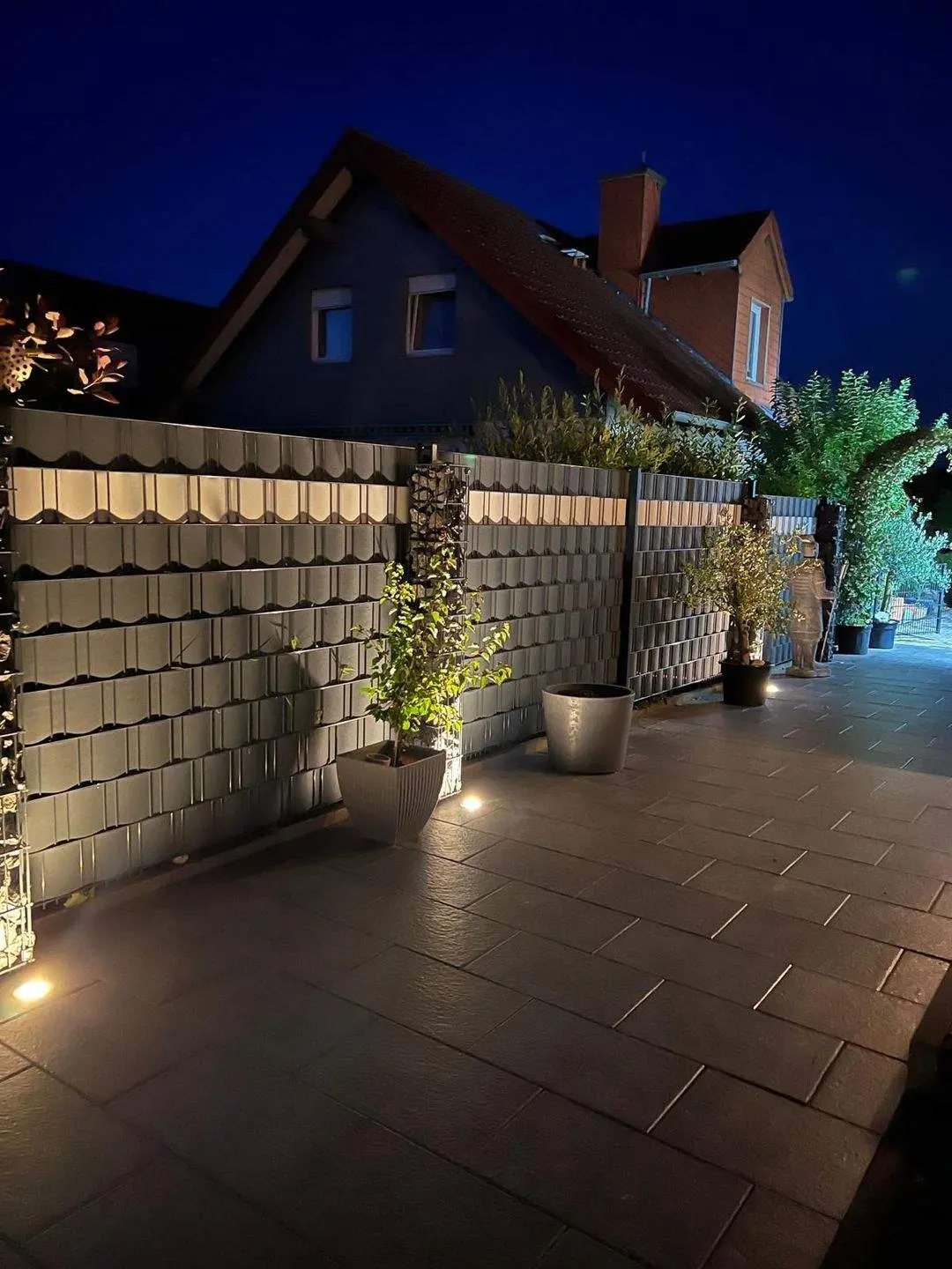 Einfamilienhaus mit Einliegerwohnung und Pool – Foto 18