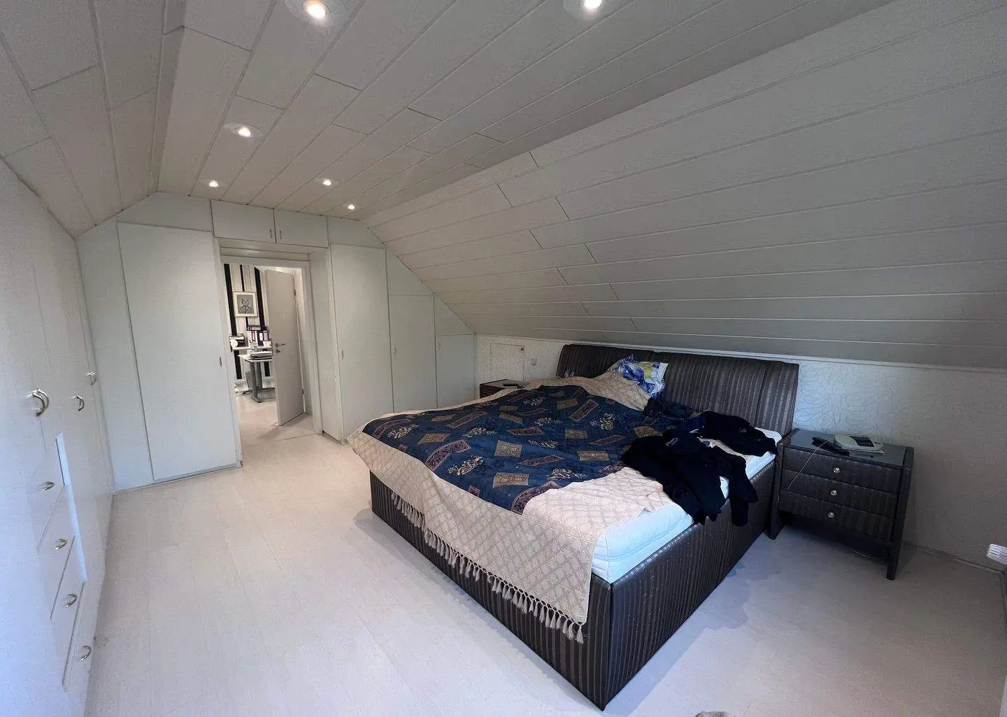 Einfamilienhaus mit Einliegerwohnung und Pool – Foto 38