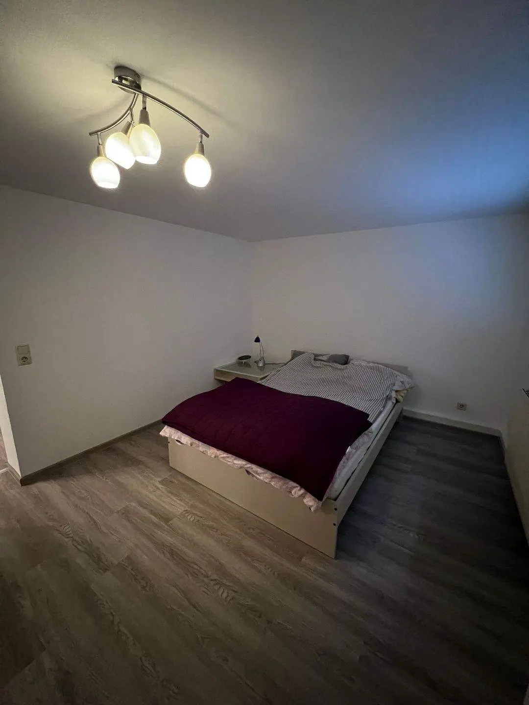 Einfamilienhaus mit Einliegerwohnung und Pool – Foto 49