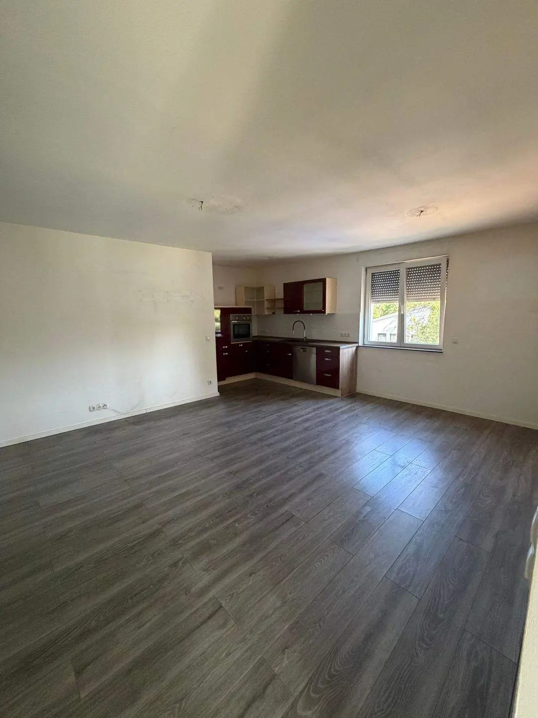 Wohnhaus mit Werkstätten und großem Grundstück – Foto 8