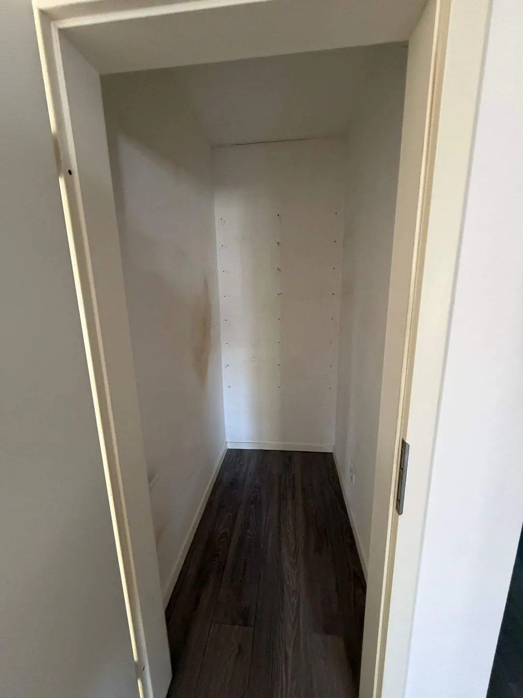 Wohnhaus mit Werkstätten und großem Grundstück – Foto 11